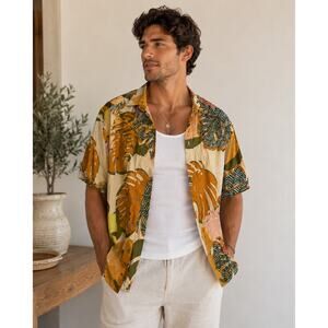 Tropical Leaf Button-Up Shirt Large
